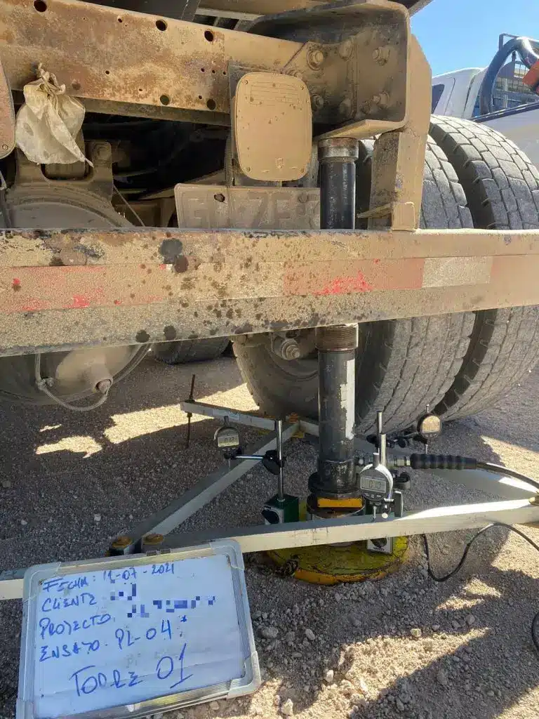 Ensayo geotecnia tipo Placa de Carga